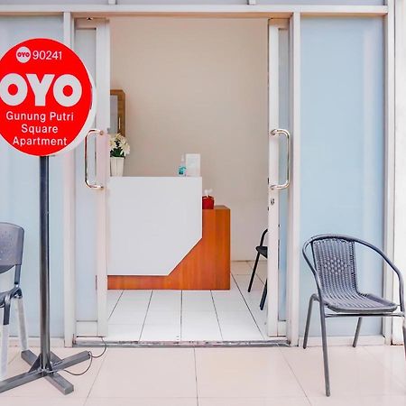 Vaccinated Staff - OYO 90241 Gunung Putri Square Apartment Bogor Exterior foto