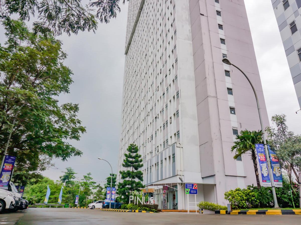 Vaccinated Staff - OYO 90241 Gunung Putri Square Apartment Bogor Exterior foto
